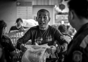 เพื่อนๆร่วมส่งดวงวิญญาณ “ใหญ่ยี่เรือ” 002 อาสาคุณภาพดี สู่สวรรค์ อาลัยต่อแต่นี้ เหลือแต่ชื่อ และความดีจารึกไว้