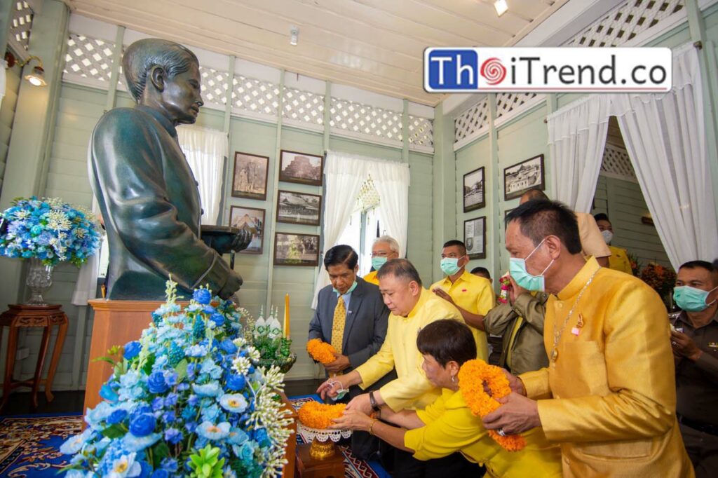 พิธีสักการะ พระยาศรีสุนทรโวหาร (น้อย อาจารยางกูร)